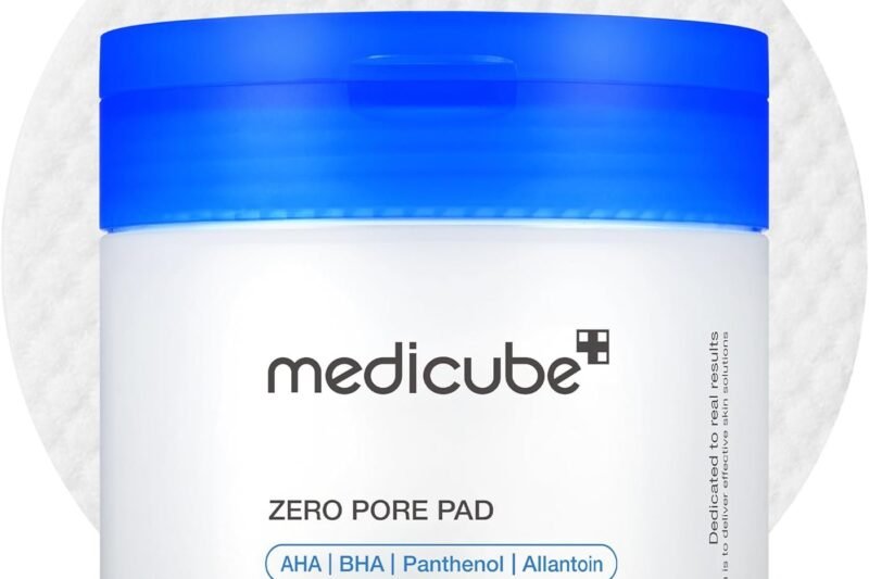 Medicube Zero Pore Pads 2.0, Dual-Textured Facial Toner Pads for Exfoliation and Pore Care with 4.5% AHA Lactic Acid & 0.45% BHA Salicylic Acid, Ideal for All Skin Types, Korean Skin Care (70 units)